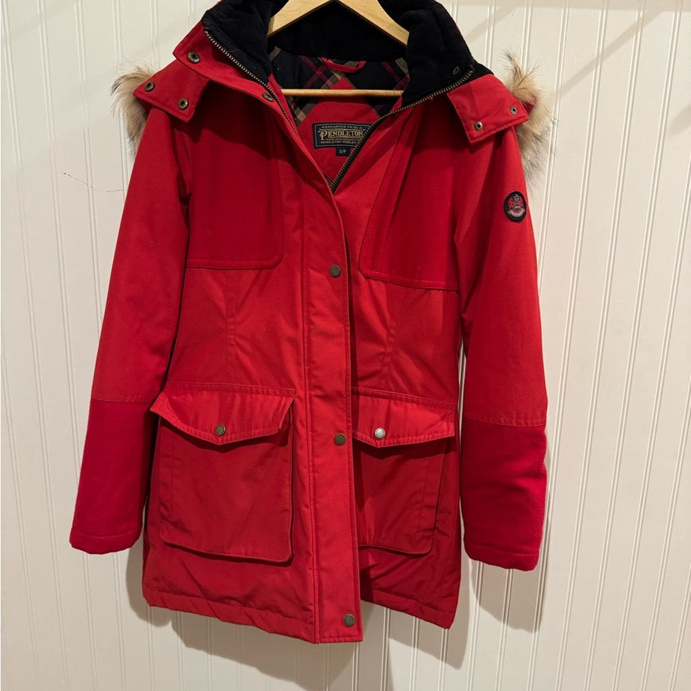 Pendleton Red Ski Jacket with Hood and Weather Resistant Fabric
